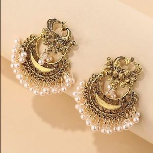 Faux Pearl Tassel Decor Drop Earrings